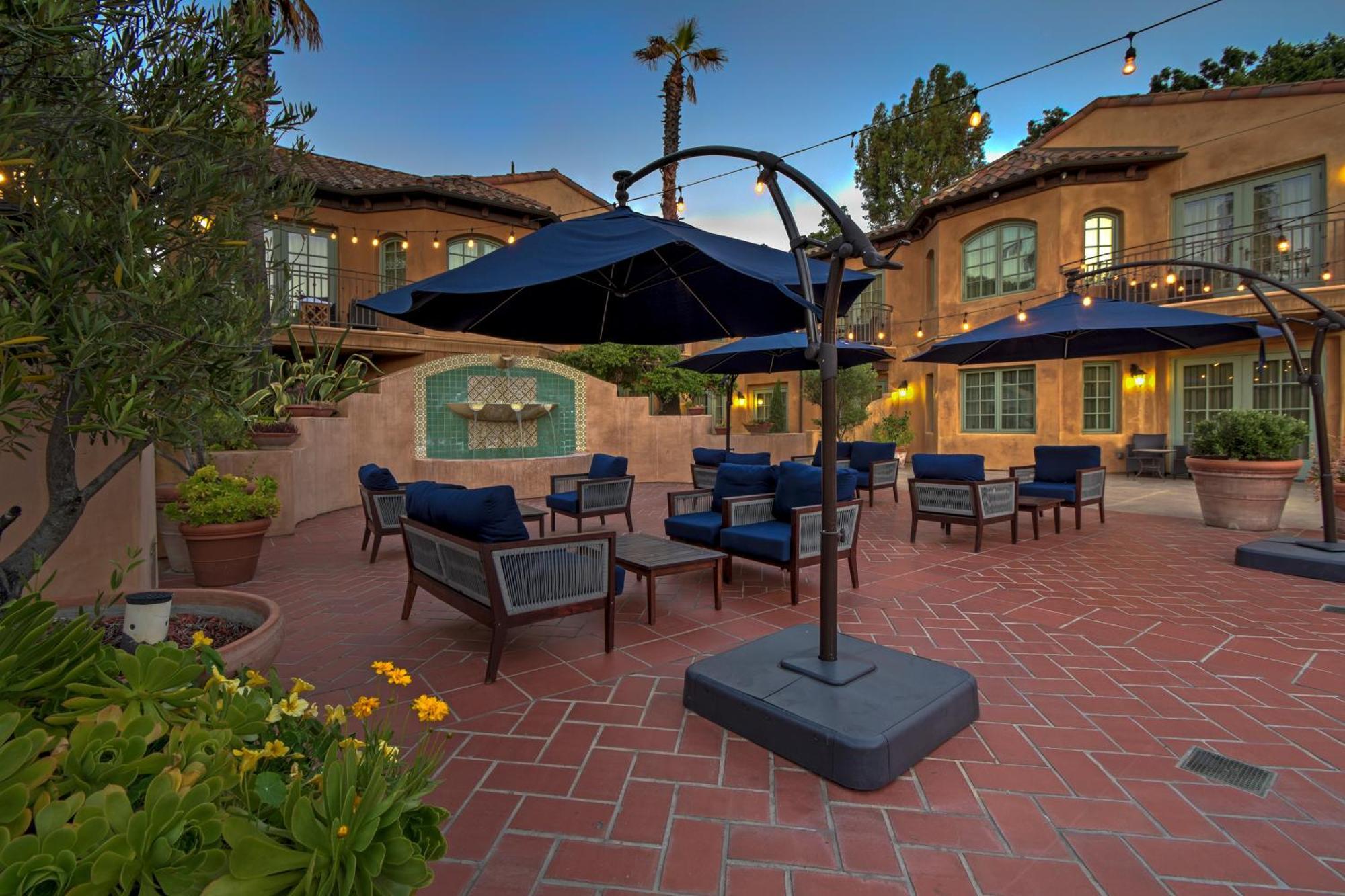 Hotel Los Gatos Exteriör bild