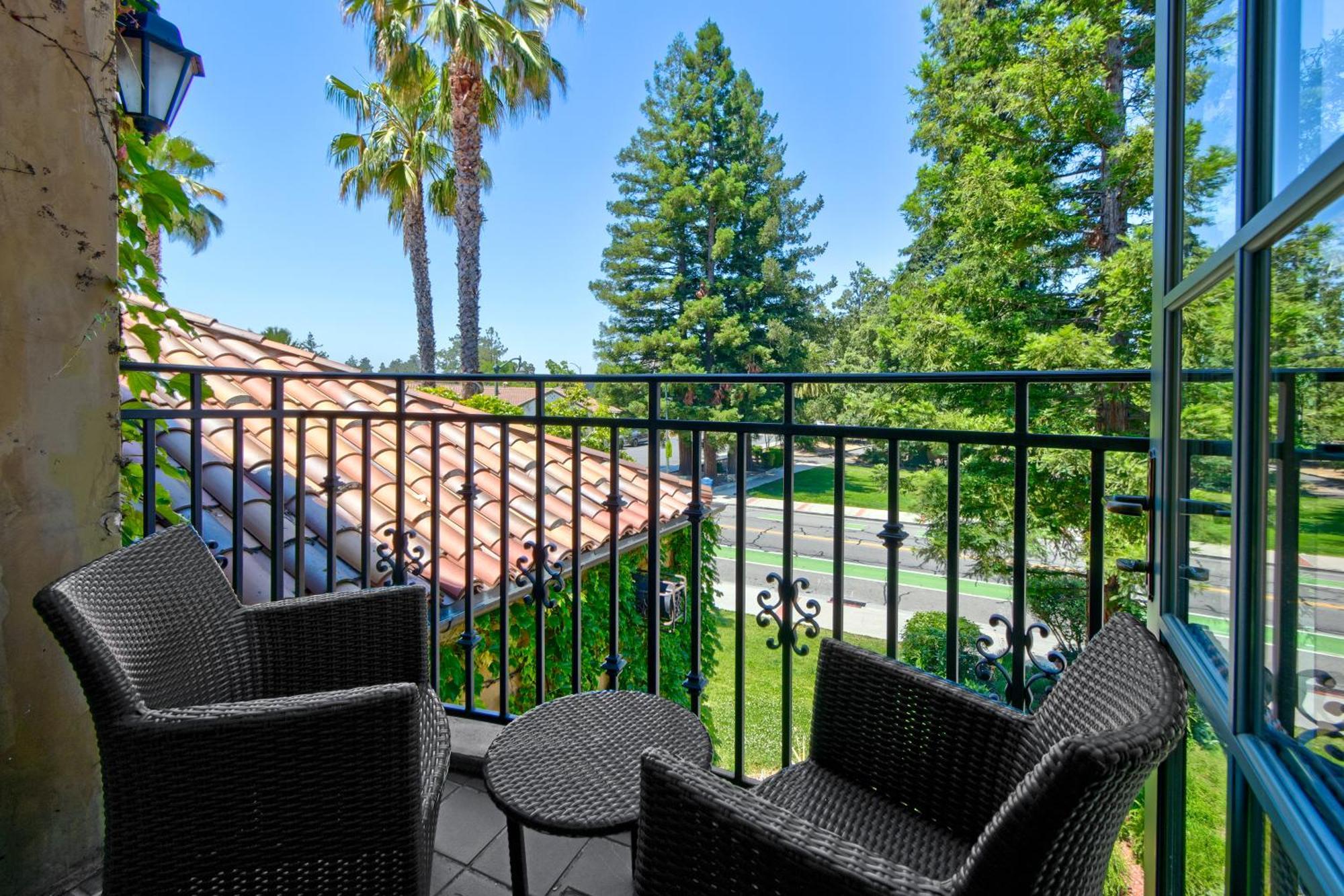 Hotel Los Gatos Exteriör bild